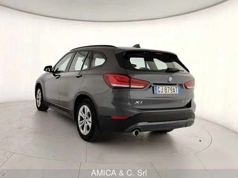 Usata BMW X1 Advantage 220 CV (161 kW) 2022 Grigio SUV