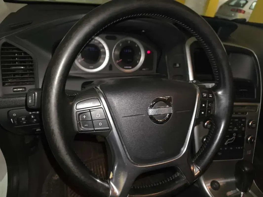 Usata Volvo XC60 Momentum 205 CV (150 kW) 2011 SUV