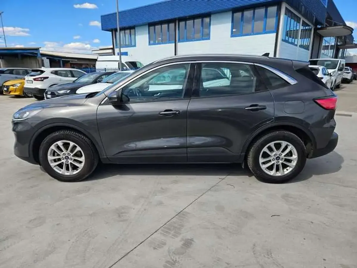 Usata Ford Kuga Titanium 150 CV (110 kW) 2021 Grigio SUV