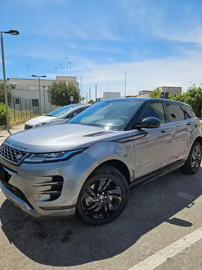Usata Land Rover Range Rover evoque 200 CV (147 kW) 2022 Grigio SUV