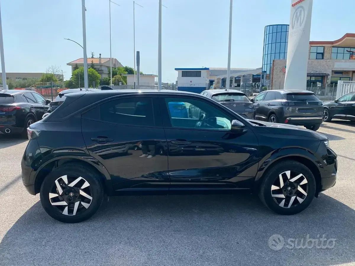 Usata Opel Mokka 136 CV (100 kW) 2025 Nero SUV