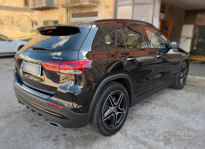 Usata Mercedes GLA220 Premium 190 CV (139 kW) 2022 Nero SUV