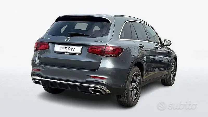 Usata Mercedes GLC220 Premium 194 CV (142 kW) 2020 Grigio scuro SUV
