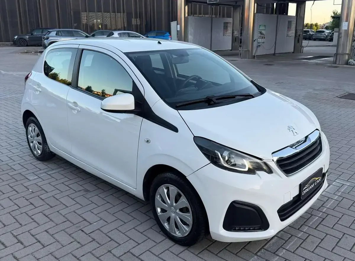 Usata Peugeot 108 Style 72 CV (52 kW) 2018 Bianco Utilitaria