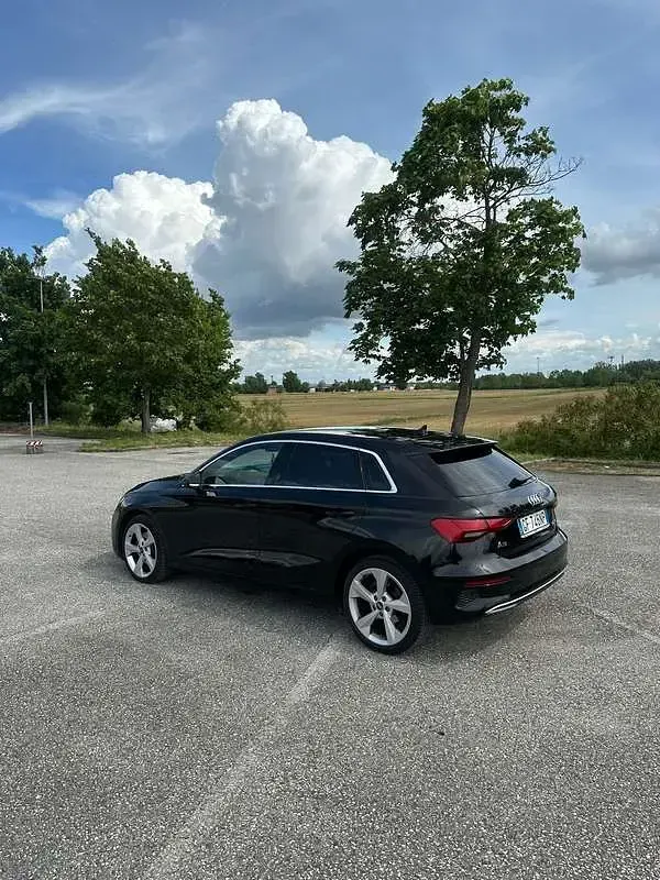 Usata Audi A3 Sportback Ambiente 116 CV (85 kW) 2021 Nero Utilitaria