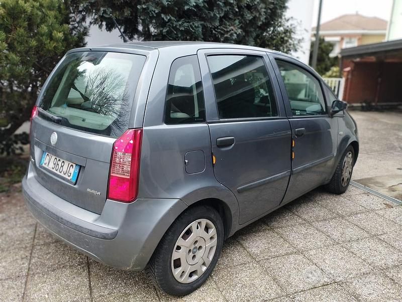 Usata Fiat Idea 2006 Grigio Monovolume
