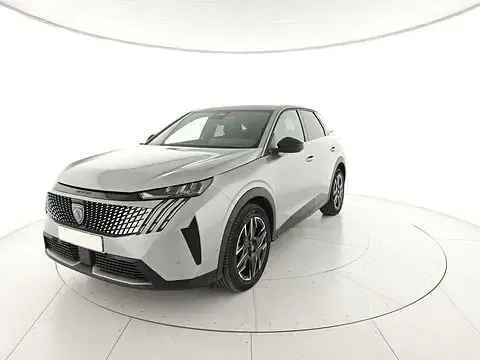 Usata Peugeot 3008 Allure 136 CV (100 kW) 2025 Argento SUV