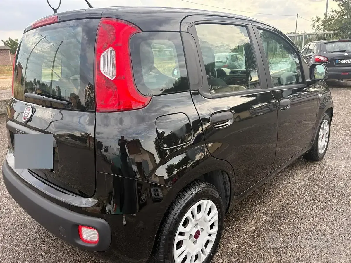 Usata Fiat Panda 69 CV (50 kW) 2015 Nero Utilitaria