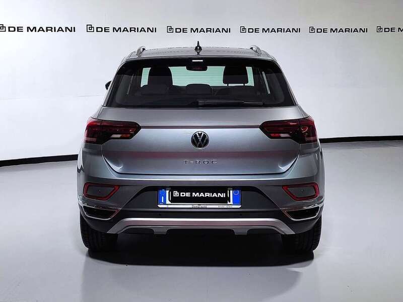 Usata VW T-Roc Style 150 CV (110 kW) 2024 Argento SUV