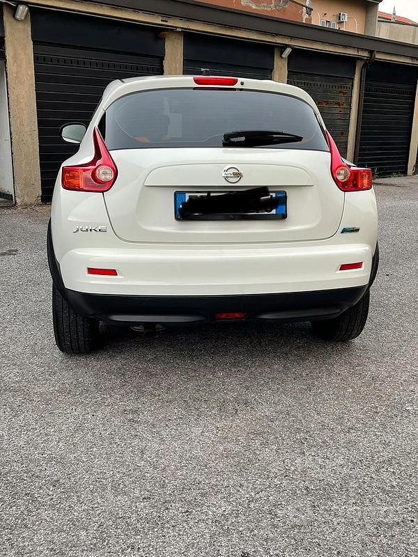 Usata Nissan Juke Visia 110 CV (80 kW) 2011 Bianco SUV