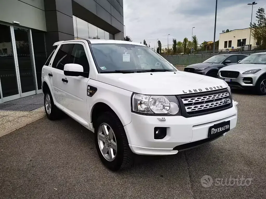 Usata Land Rover Freelander 2 S 190 CV (139 kW) 2011 Bianco SUV