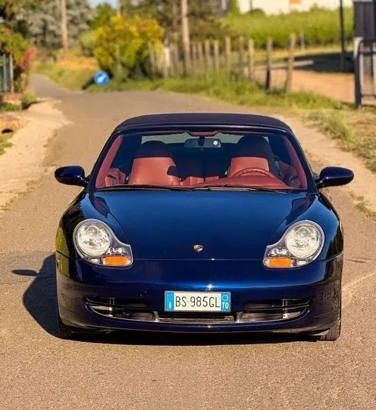 Usata Porsche 911 Carrera Cabriolet 300 CV (220 kW) 2001 Blu/azzurro Cabrio
