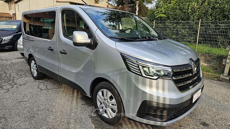 Usata Renault Trafic Equilibre 150 CV (110 kW) 2024 Argento Monovolume