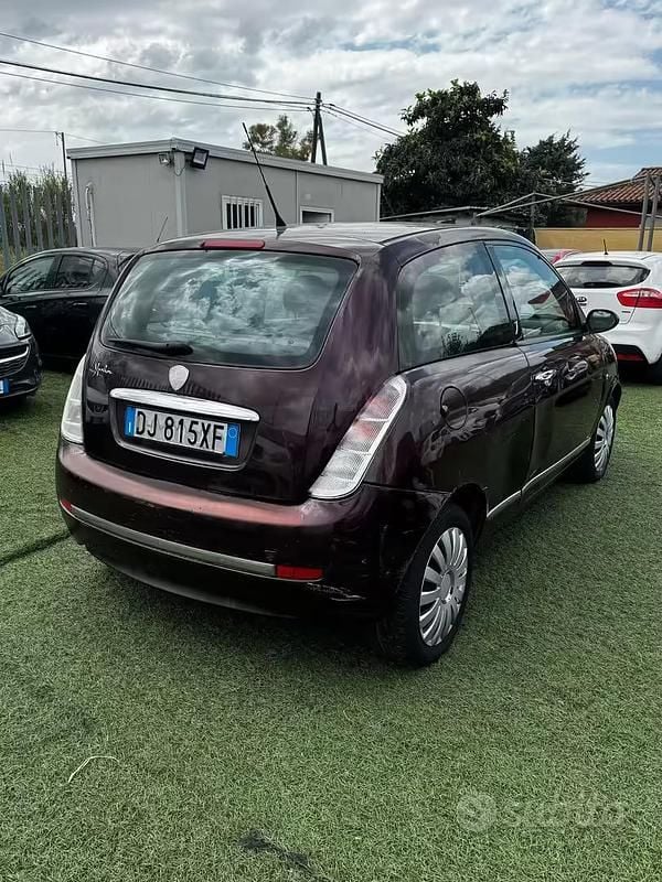Usata Lancia Ypsilon 59 CV (43 kW) 2007 Marrone Utilitaria