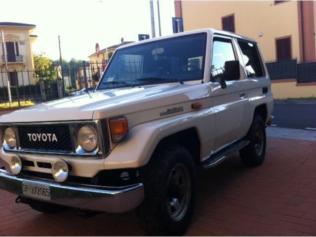 Toyota land cruiser 71