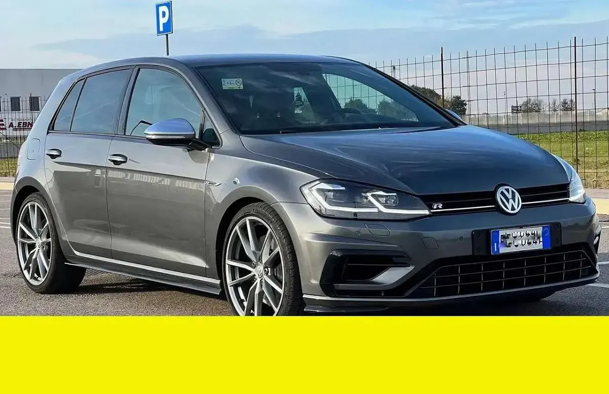 Usata VW Golf VII 310 CV (228 kW) 2017 Other Berlina