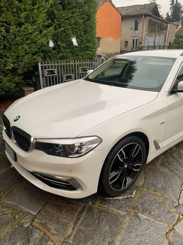 Usato 2018 BMW 530 3.0 Diesel 249 CV (21.500 €)
