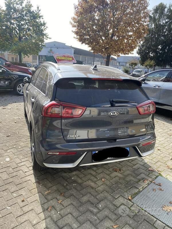 Usata Kia Niro 2019 Grigio SUV