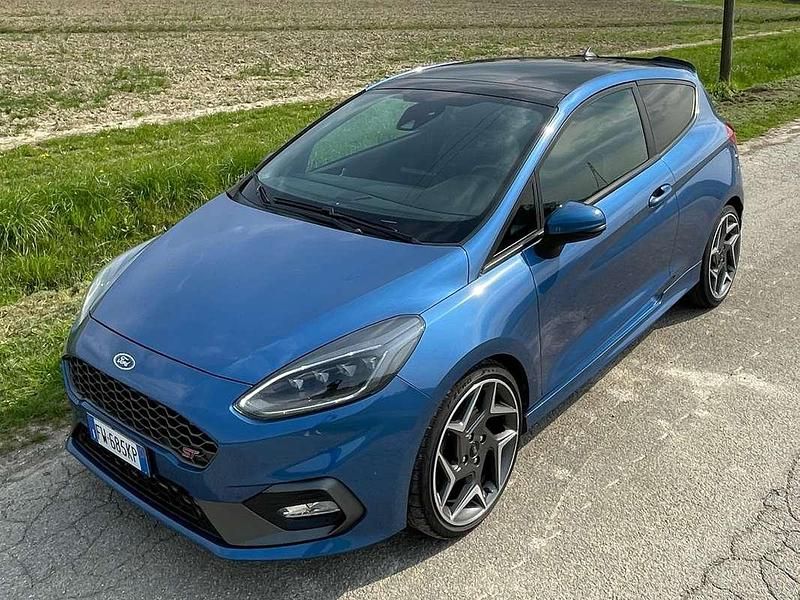 Usata Ford Fiesta ST 205 CV (150 kW) 2019 Blu/azzurro Utilitaria