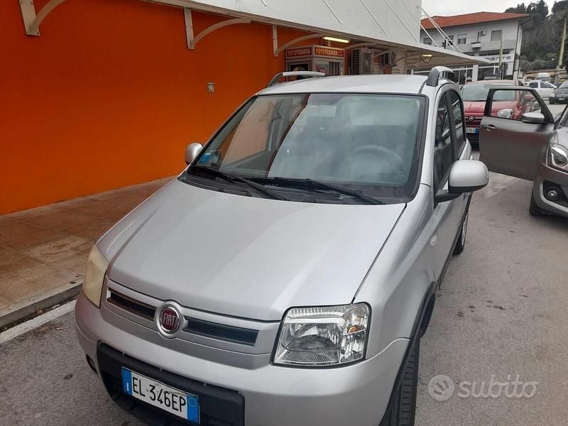 Grigio Usata 2012 Fiat Panda Due volumi | 3500 € (Buon prezzo) - Immagine 1/4