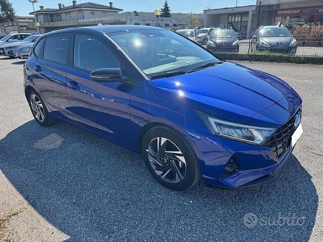 Usata Hyundai i20 84 CV (61 kW) 2023 Blu Utilitaria
