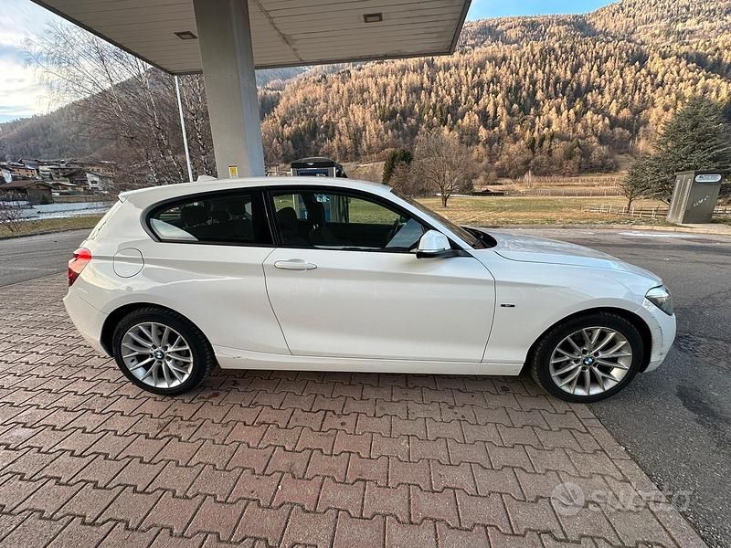 Usata BMW 120 184 CV (135 kW) 2014 Bianco Utilitaria