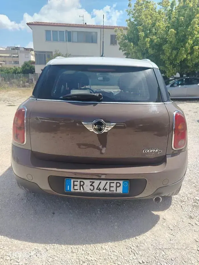 Usata Mini Countryman 111 CV (81 kW) 2013 Marrone SUV