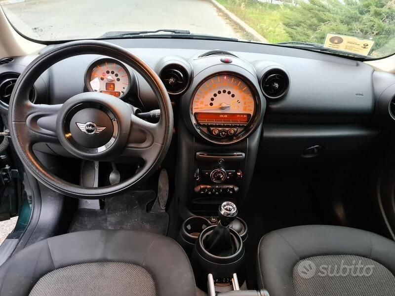 Usata Mini Countryman 111 CV (81 kW) 2014 Verde SUV