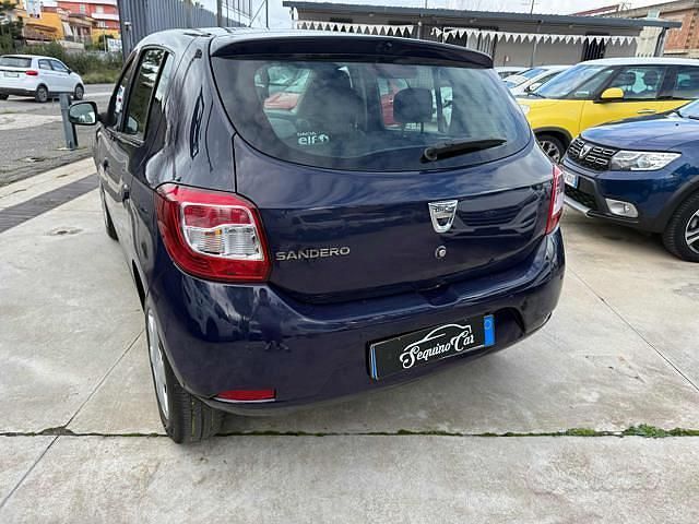 Usata Dacia Sandero Ambiance 75 CV (55 kW) 2014 Blu Berlina
