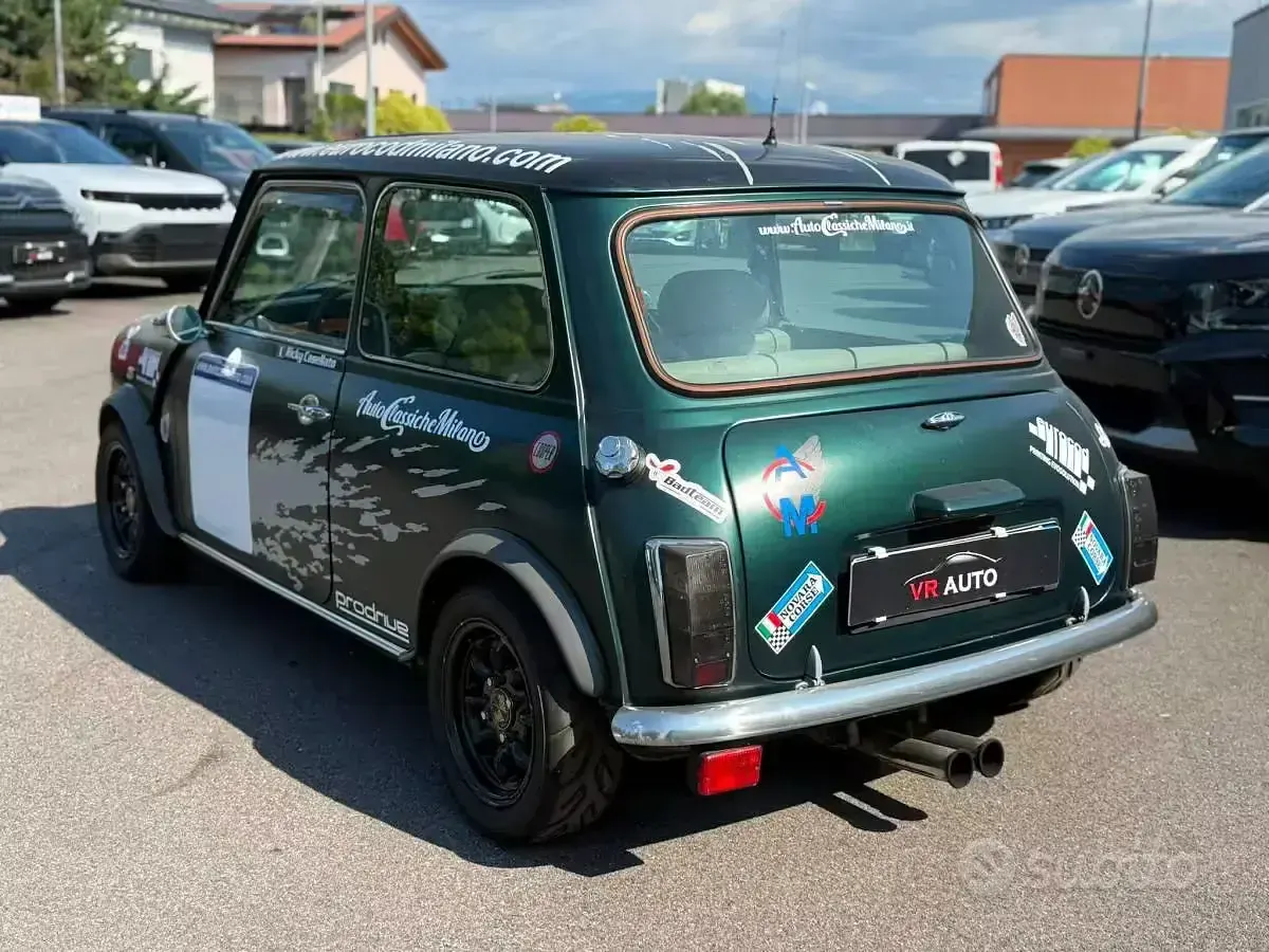Usata Mini Cooper 61 CV (44 kW) 1991 Verde Utilitaria