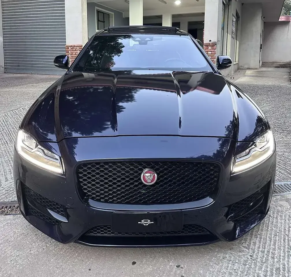 Usata Jaguar XF R-Sport 179 CV (131 kW) 2016 Other Berlina