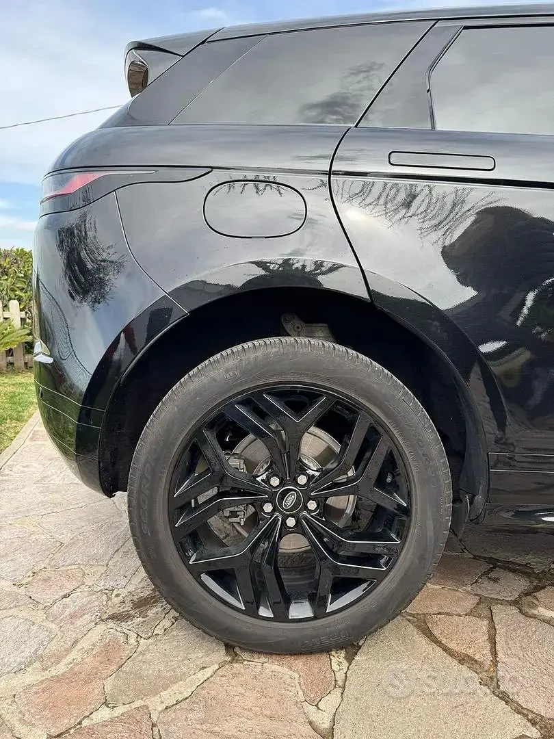 Usata Land Rover Range Rover 163 CV (119 kW) 2022 Nero SUV
