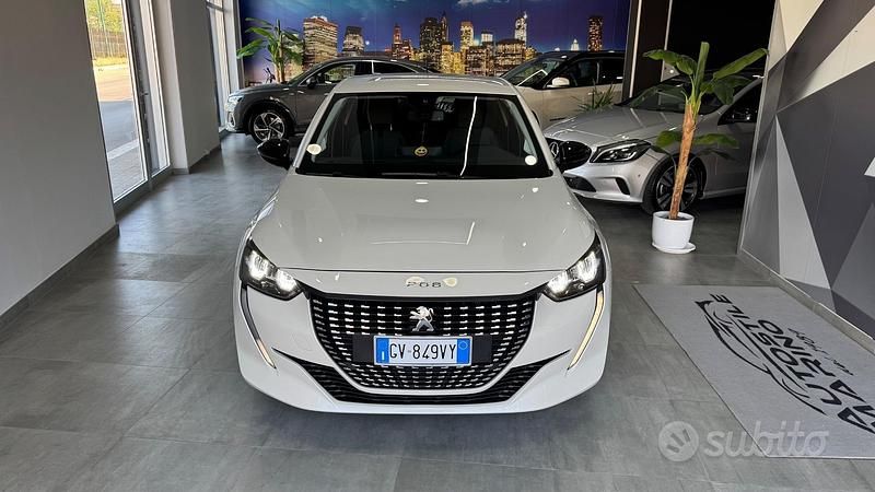 Usata Peugeot 208 Allure 75 CV (55 kW) 2021 Bianco Utilitaria