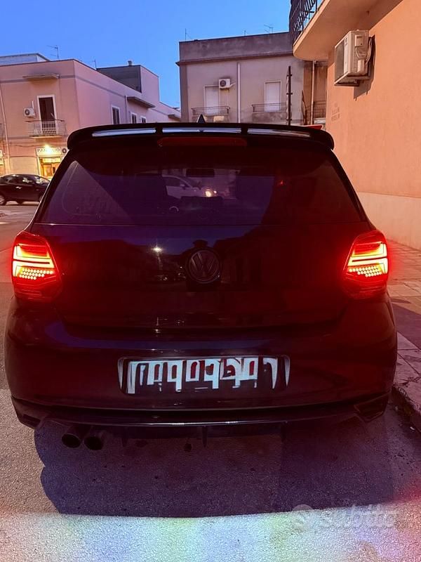 Usata VW Polo 90 CV (66 kW) 2012 Nero Utilitaria