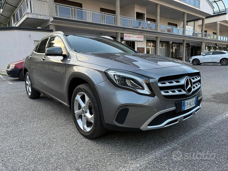 Usata Mercedes GLA200 2018 Grigio SUV