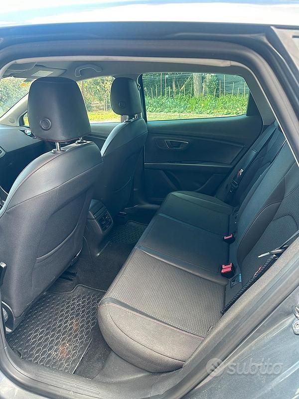 Usata Seat Leon FR 150 CV (110 kW) 2014 Grigio Berlina