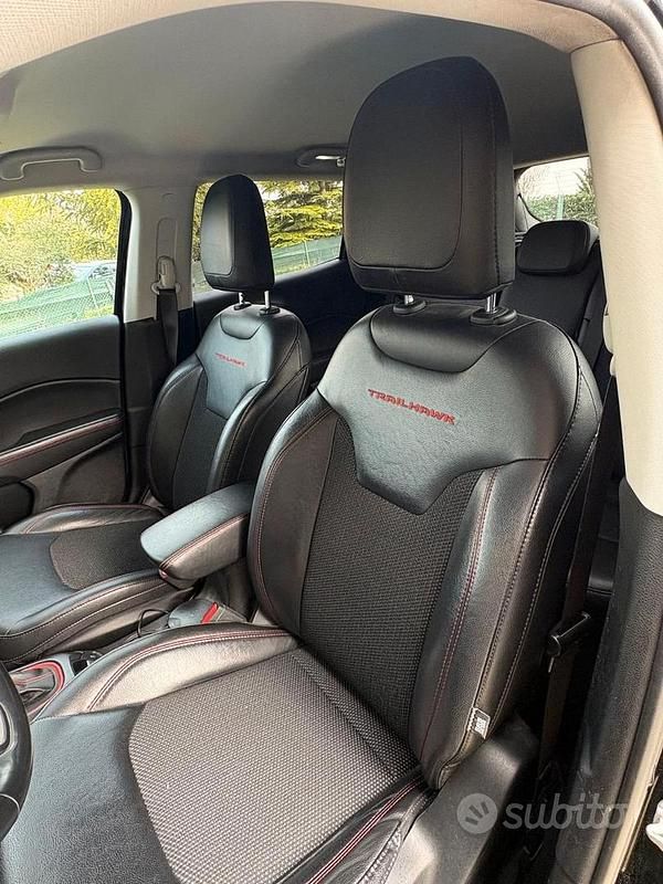 Usata Jeep Compass Trailhawk 170 CV (125 kW) 2018 Nero SUV