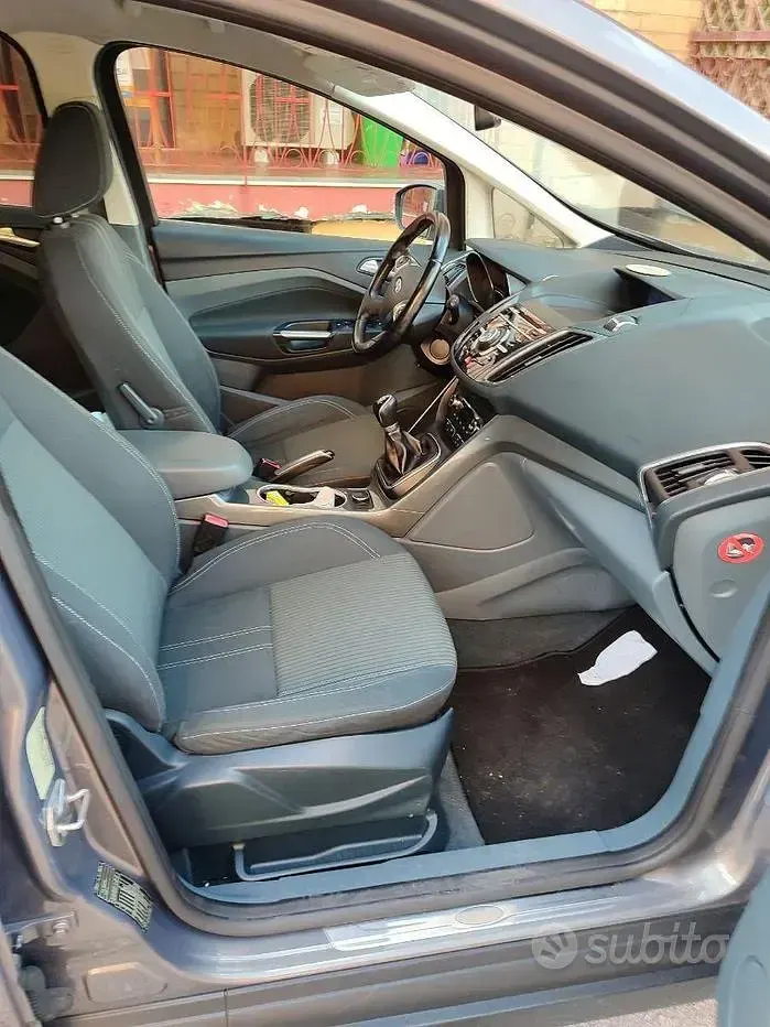 Usata Ford C-MAX 120 CV (88 kW) 2013 Grigio Monovolume