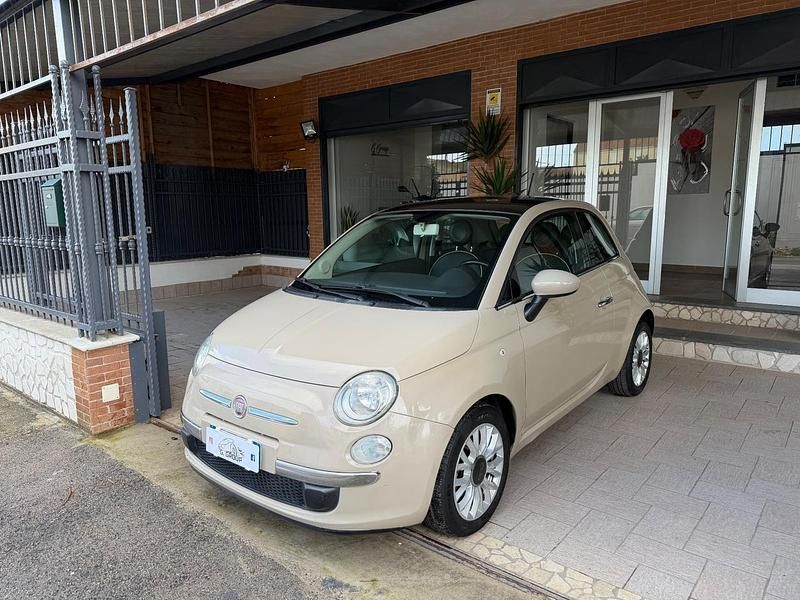 Usata Fiat 500 Lounge 95 CV (69 kW) 2014 Beige Berlina
