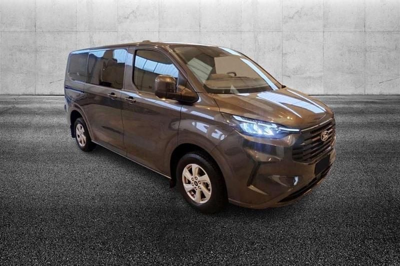 Usata Ford Transit Custom Titanium 136 CV (100 kW) 2025 Grigio Station wagon