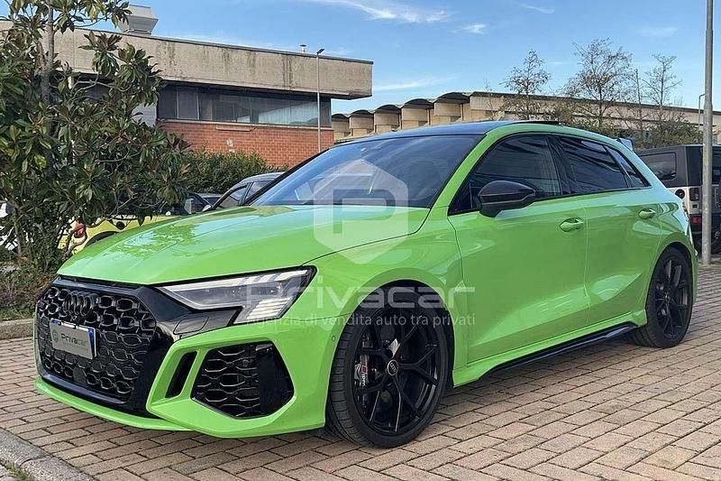 Verde Usata 2023 Audi RS3 Performance Tre volumi | 50.000 € (Super prezzo) - Immagine 1/4