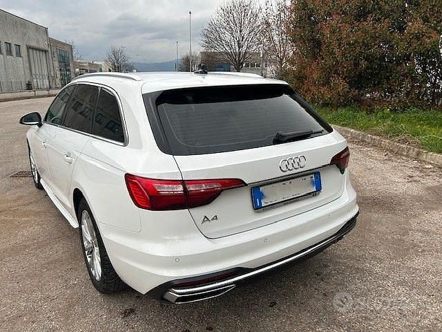 Käytetty Audi A4 Advanced 170 HP (125 kW) 2021 Farmari