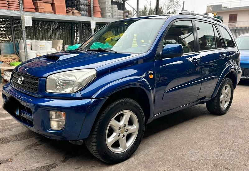 Usata Toyota RAV4 116 CV (85 kW) 2003 Blu SUV