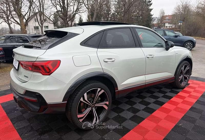 Usata Audi Q3 S-Line 190 CV (139 kW) 2024 Grigio SUV