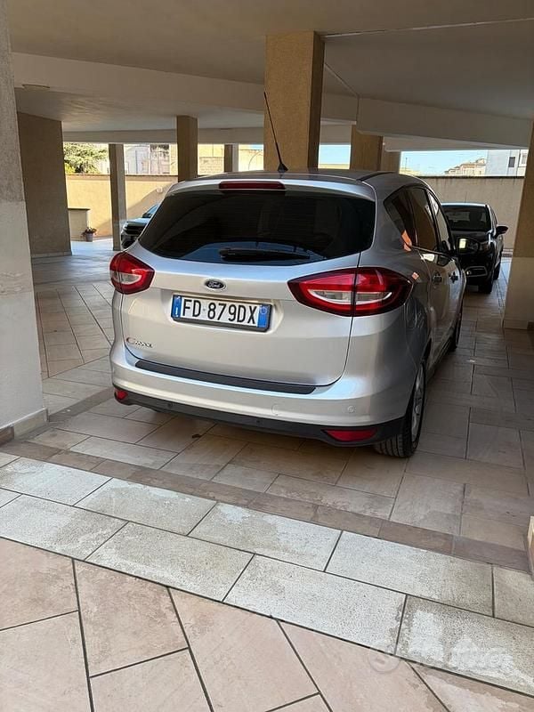 Usata Ford C-MAX Business Edition 120 CV (88 kW) 2016 Grigio Monovolume