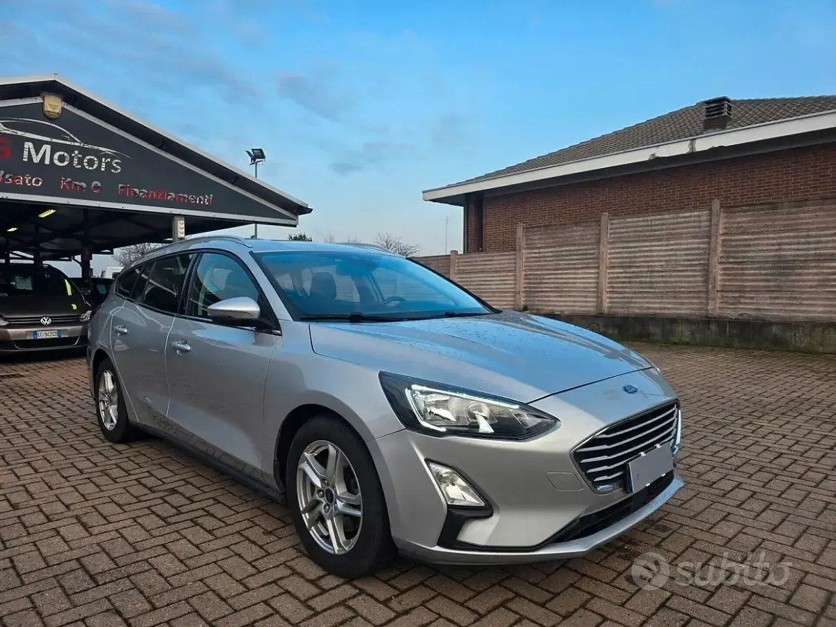 Usata Ford Focus Business Edition 120 CV (88 kW) 2019 Grigio Station wagon