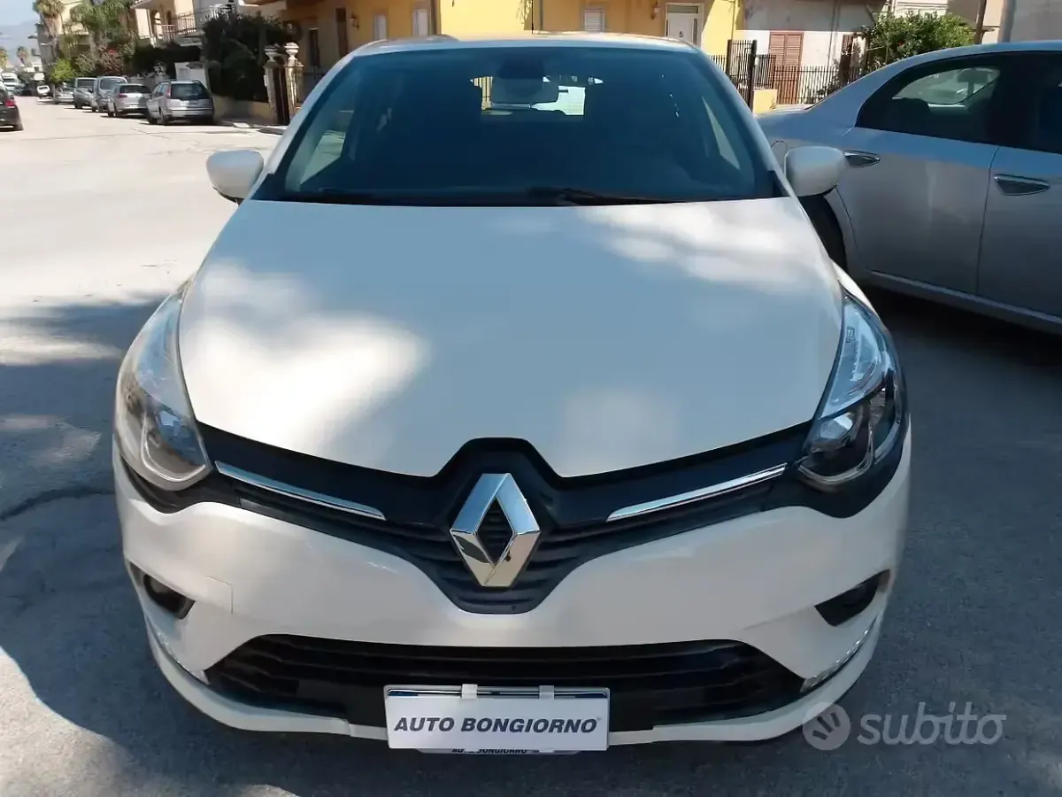Usata Renault Clio IV Zen 73 CV (53 kW) 2017 Bianco Berlina