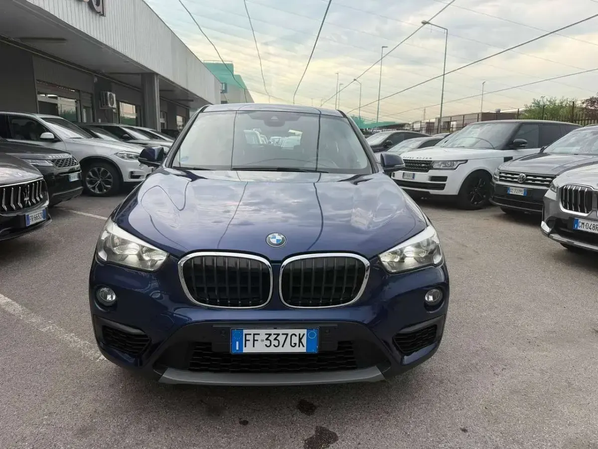 Usata BMW X1 116 CV (85 kW) 2016 Blu/azzurro SUV