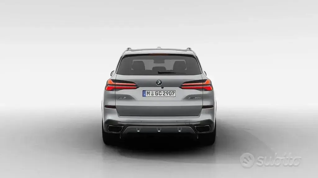 Nuova BMW X5 M Sport 286 CV (210 kW) 2026 Grigio SUV