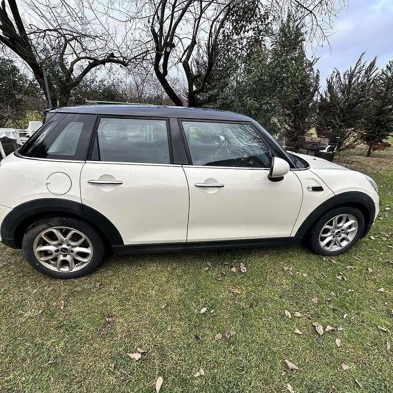 Usata Mini One D 95 CV (69 kW) 2017 Beige Utilitaria